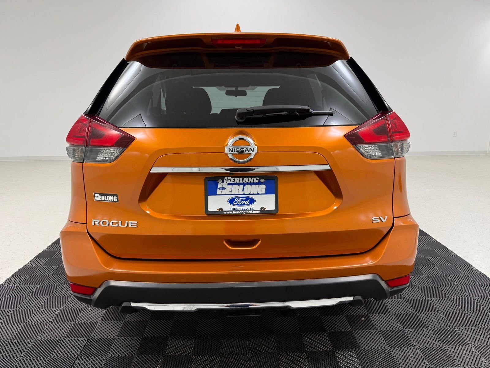 Used 2017 Nissan Rogue SV FWD image 7
