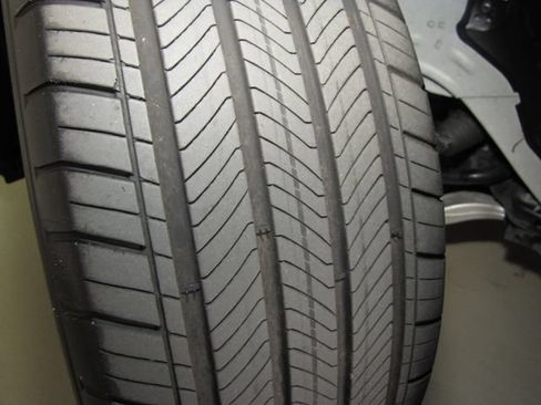 Certified 2023 Honda Pilot Touring image 27