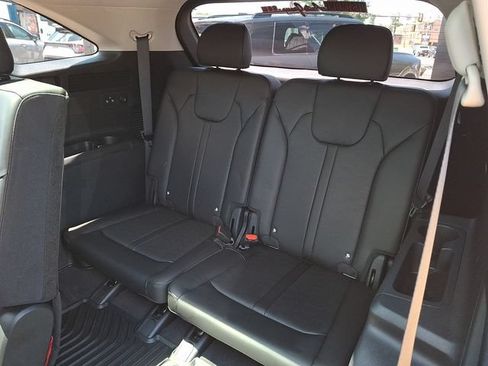 Certified 2026 Kia Sorento S w/ S Panoramic Sunroof Package FWD image 10
