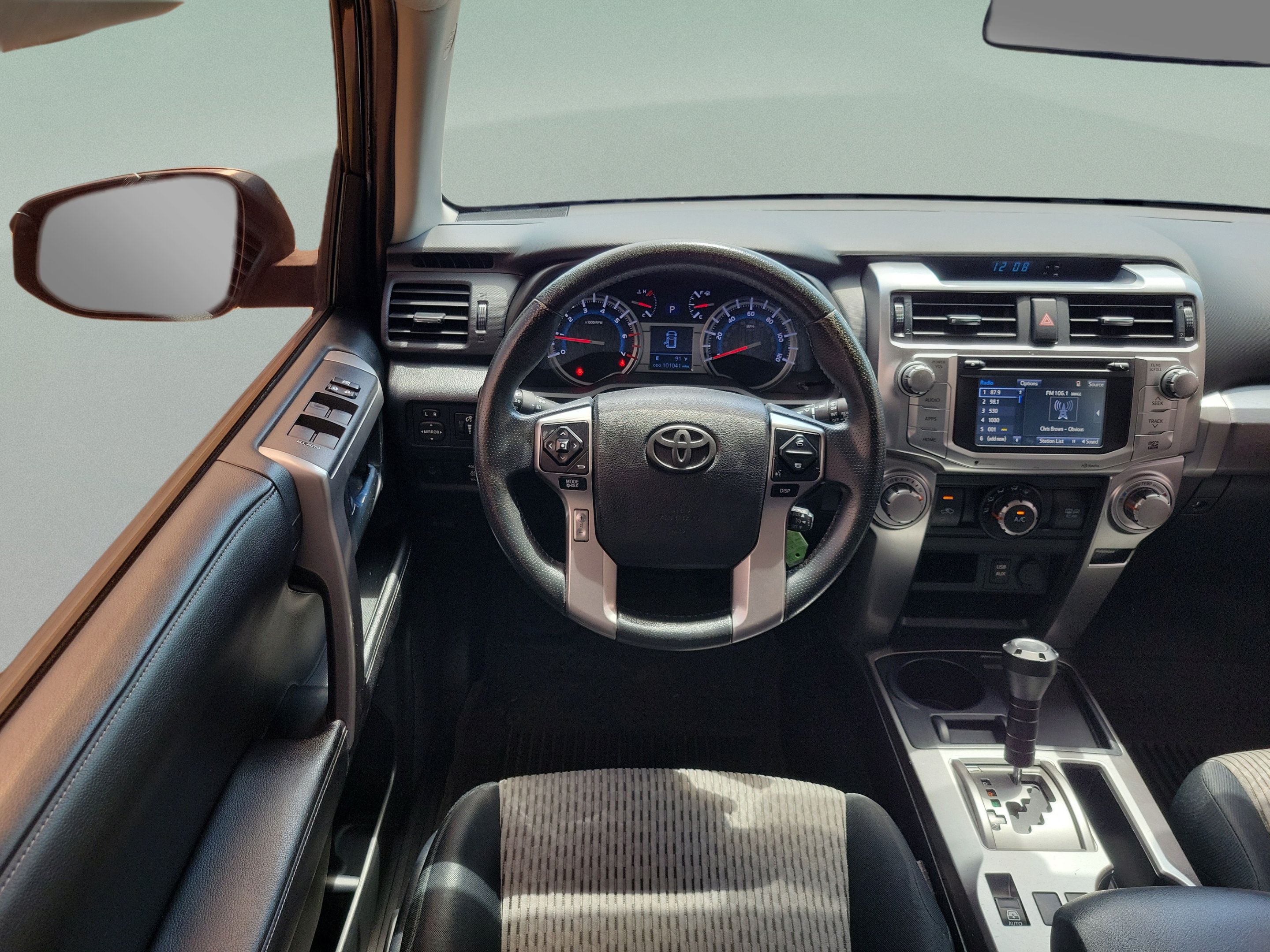 Used 2016 Toyota 4Runner SR5 RWD image 7