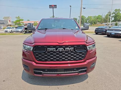 Used 2025 RAM 1500 Big Horn AWD/4WD image 3