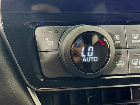 Certified 2025 Toyota Grand Highlander AWD image 19