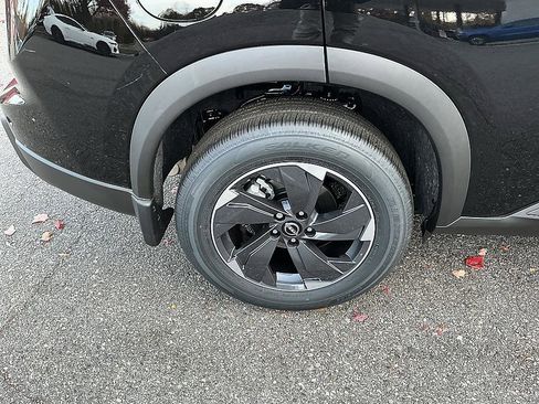 New 2026 Nissan Rogue SV image 8