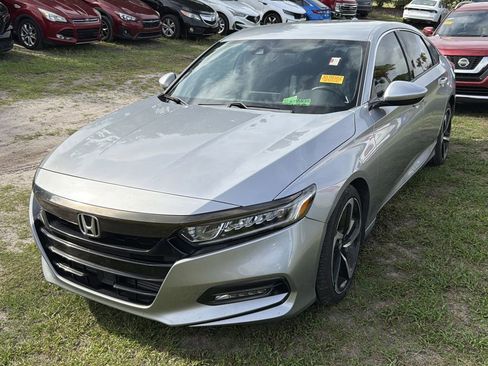 Used 2020 Honda Accord Sport image 3