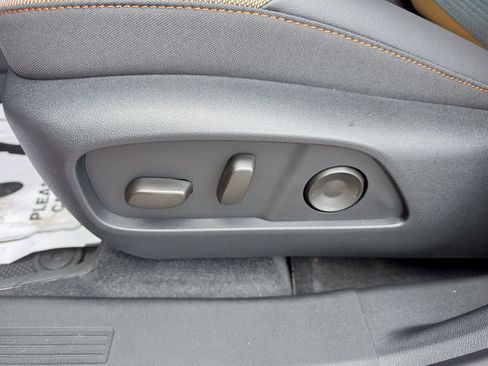 New 2026 Chevrolet Equinox ACTIV w/ Convenience Package III FWD image 23