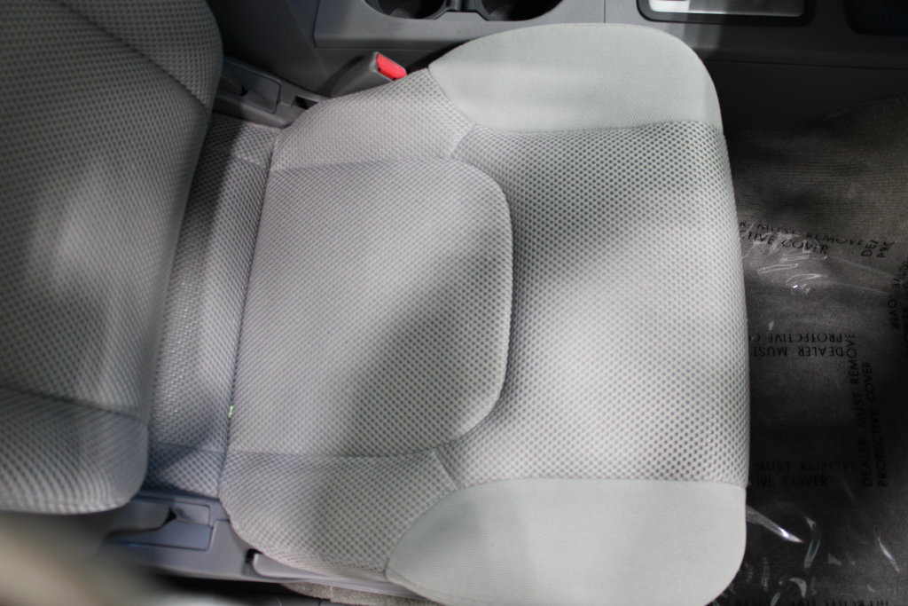 Used 2011 Nissan Frontier SV w/ SV Premium Utility Pkg RWD image 26