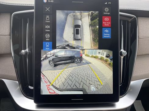 New 2026 Volvo XC90 B6 Plus w/ Protection Package Premier image 20