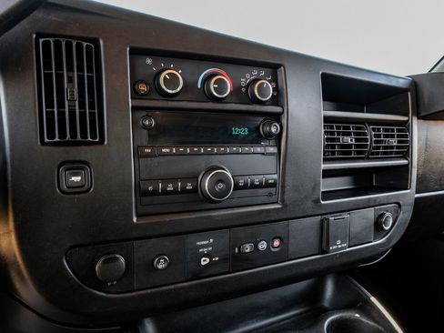 Used 2019 Chevrolet Express 2500 w/ Driver Convenience Package image 24