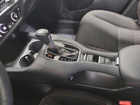 Used 2023 Honda HR-V Sport image 29
