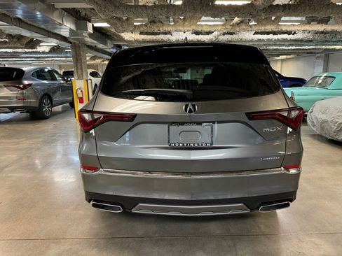 New 2026 Acura MDX SH-AWD image 7