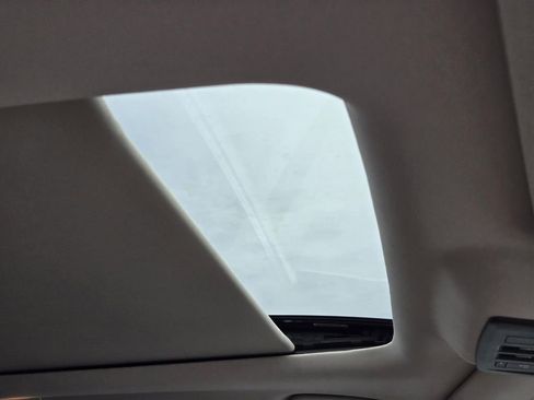 New 2026 Nissan Pathfinder Platinum image 9