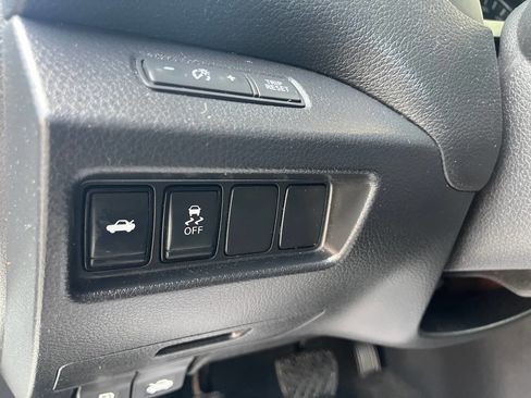 Used 2018 Nissan Altima 2.5 SV image 32