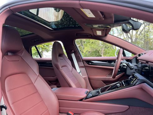 New 2026 Porsche Panamera 4 image 23