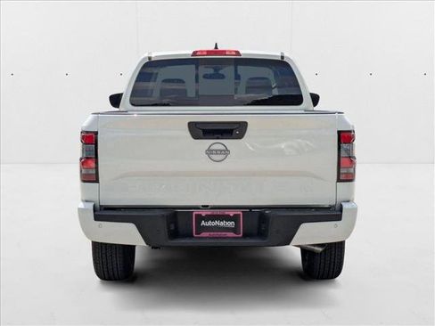 New 2025 Nissan Frontier SV image 7