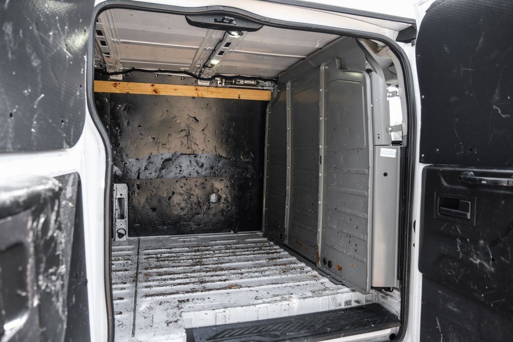 Used 2017 Ford Transit 250 148 Low Roof RWD image 29