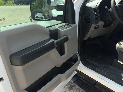 Used 2020 Ford F250 XL w/ Power Equipment Group AWD/4WD image 12