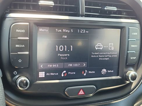 Used 2023 Kia Soul LX FWD image 20