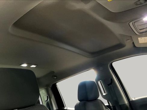 Used 2021 Chevrolet Silverado 1500 LT Trail Boss AWD/4WD image 24