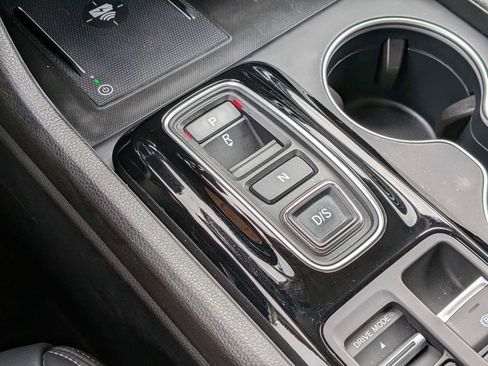 Used 2023 Honda Pilot Touring image 30