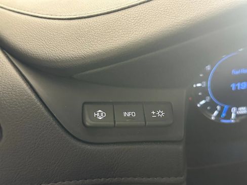 Used 2017 Cadillac Escalade Luxury AWD/4WD image 47