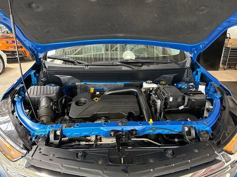 Used 2024 Chevrolet Equinox LS image 28