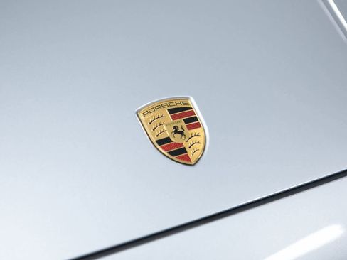 Used 2025 Porsche Cayenne S AWD/4WD image 36