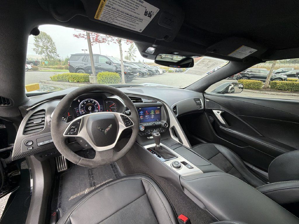 Certified 2015 Chevrolet Corvette Stingray Coupe RWD image 20