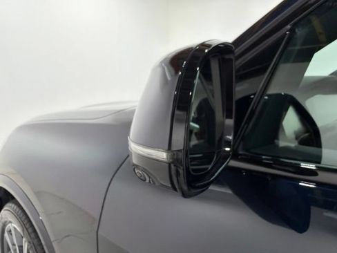 Used 2023 BMW X5 xDrive40i w/ M Sport Package AWD/4WD image 9