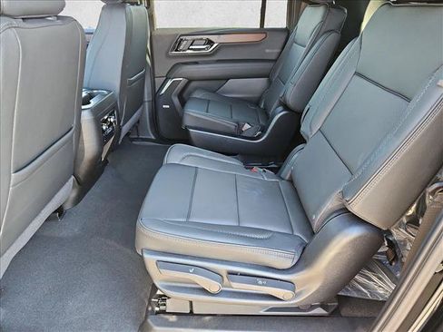 New 2026 GMC Yukon XL Denali w/ Sun & Power Step Package AWD/4WD image 16