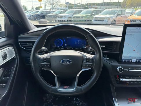 Used 2020 Ford Explorer ST w/ Premium Technology Package AWD/4WD image 26