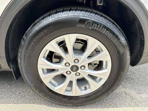 Used 2024 Ford Escape Active w/ Tech Pack #1 AWD/4WD image 32
