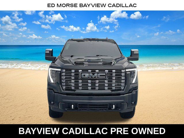 Used 2025 GMC Sierra 3500 Denali Ultimate AWD/4WD image 8