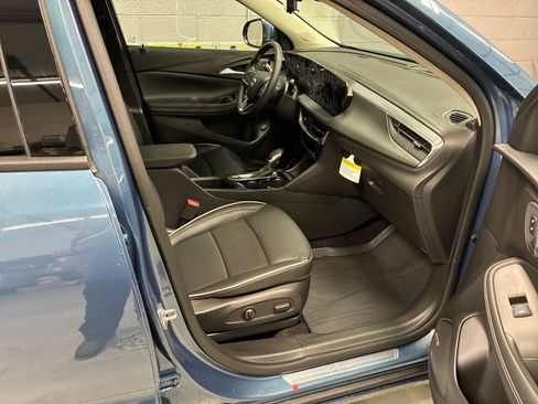 New 2026 Buick Encore GX Avenir w/ Avenir Technology Package AWD/4WD image 7