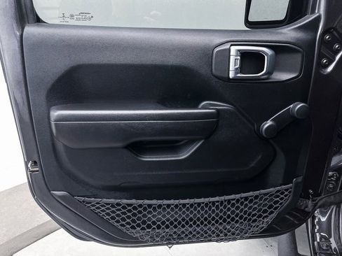 Used 2020 Jeep Gladiator Sport w/ Trailer Tow Package image 14