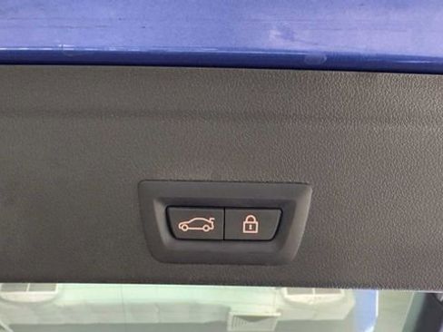 Used 2020 BMW X6 sDrive40i w/ Executive Package image 38