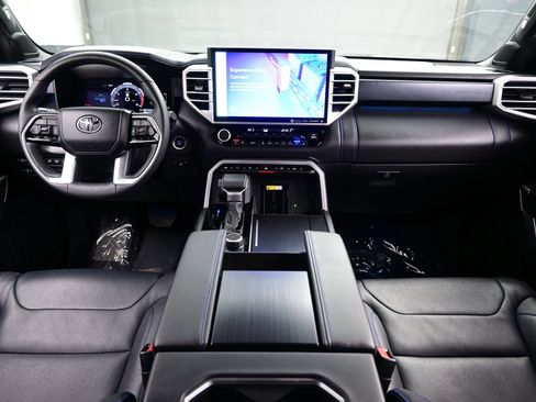 Used 2023 Toyota Tundra Platinum w/ Advanced Package AWD/4WD image 17