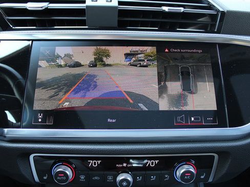 Used 2020 Audi Q3 2.0T Prestige w/ Prestige Package image 12