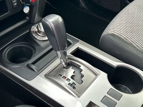 Used 2014 Toyota 4Runner SR5 image 28