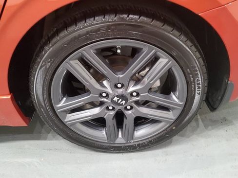 Used 2021 Kia Forte GT-Line w/ GT-Line Premium Package image 39