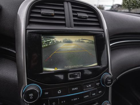 Used 2015 Chevrolet Malibu LT w/ Power Convenience Package FWD image 13