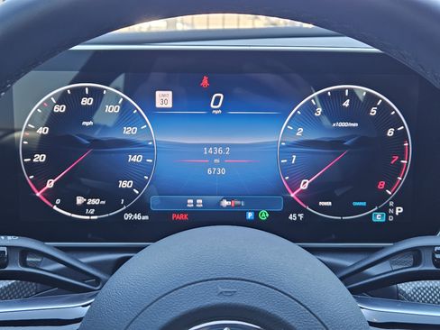 Used 2025 Mercedes-Benz CLE 300 4MATIC Cabriolet image 16