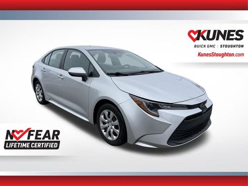 Used 2023 Toyota Corolla LE image 1