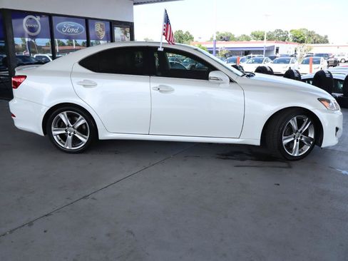 Used 2012 Lexus IS 350 w/ Premium Pkg Value Edition RWD image 6