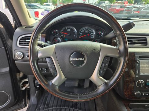 Used 2014 GMC Sierra 2500 Denali w/ Snow Plow Prep Package image 7