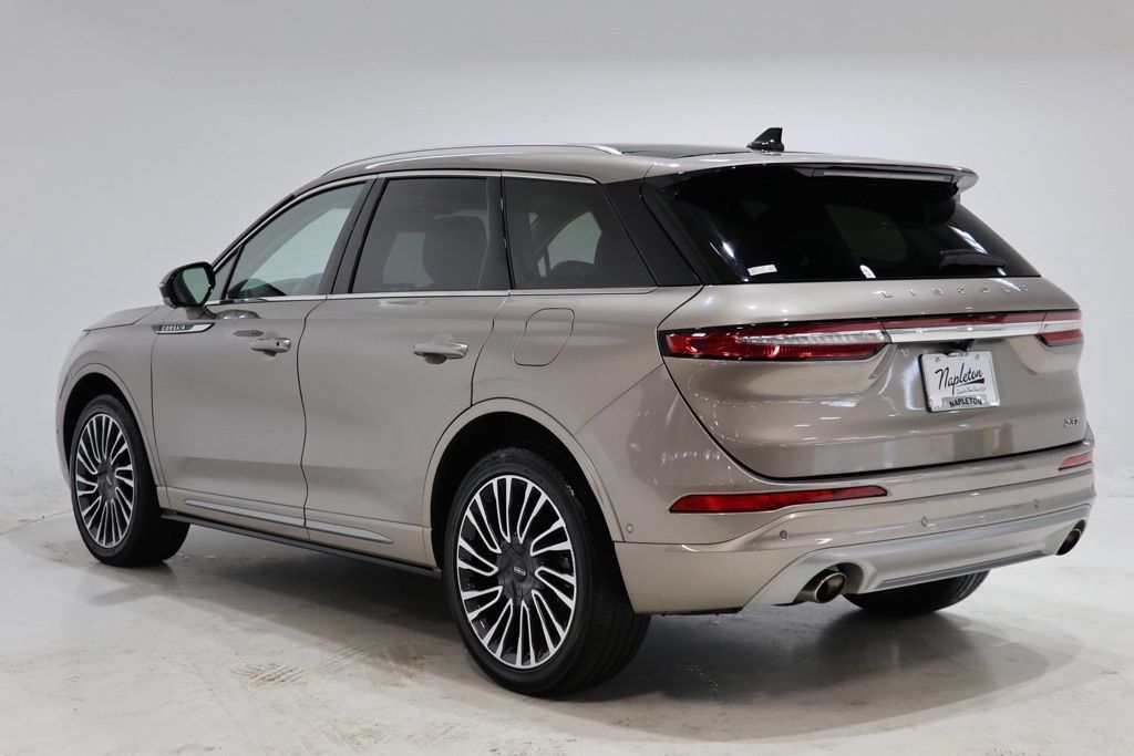 Used 2020 Lincoln Corsair Reserve w/ Equipment Group 201A AWD/4WD image 6
