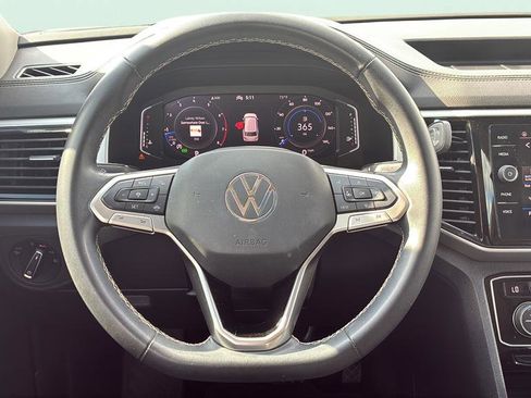 Used 2022 Volkswagen Atlas SE w/ Panoramic Sunroof Package FWD image 28