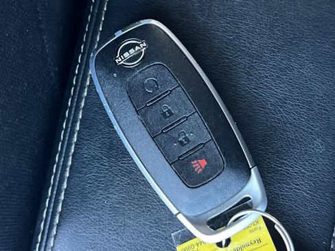 Used 2024 Nissan Kicks SR FWD image 28