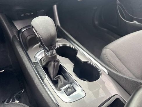 Used 2024 Chevrolet Malibu LT FWD image 29