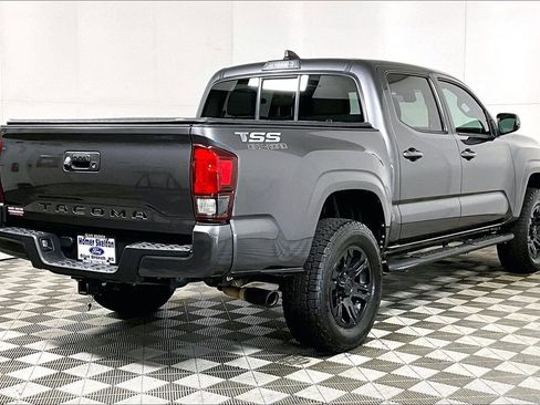 Used 2021 Toyota Tacoma SR image 12