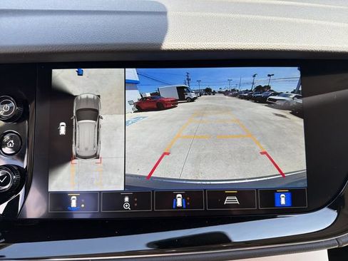 Used 2023 Buick Envision Avenir AWD/4WD image 19